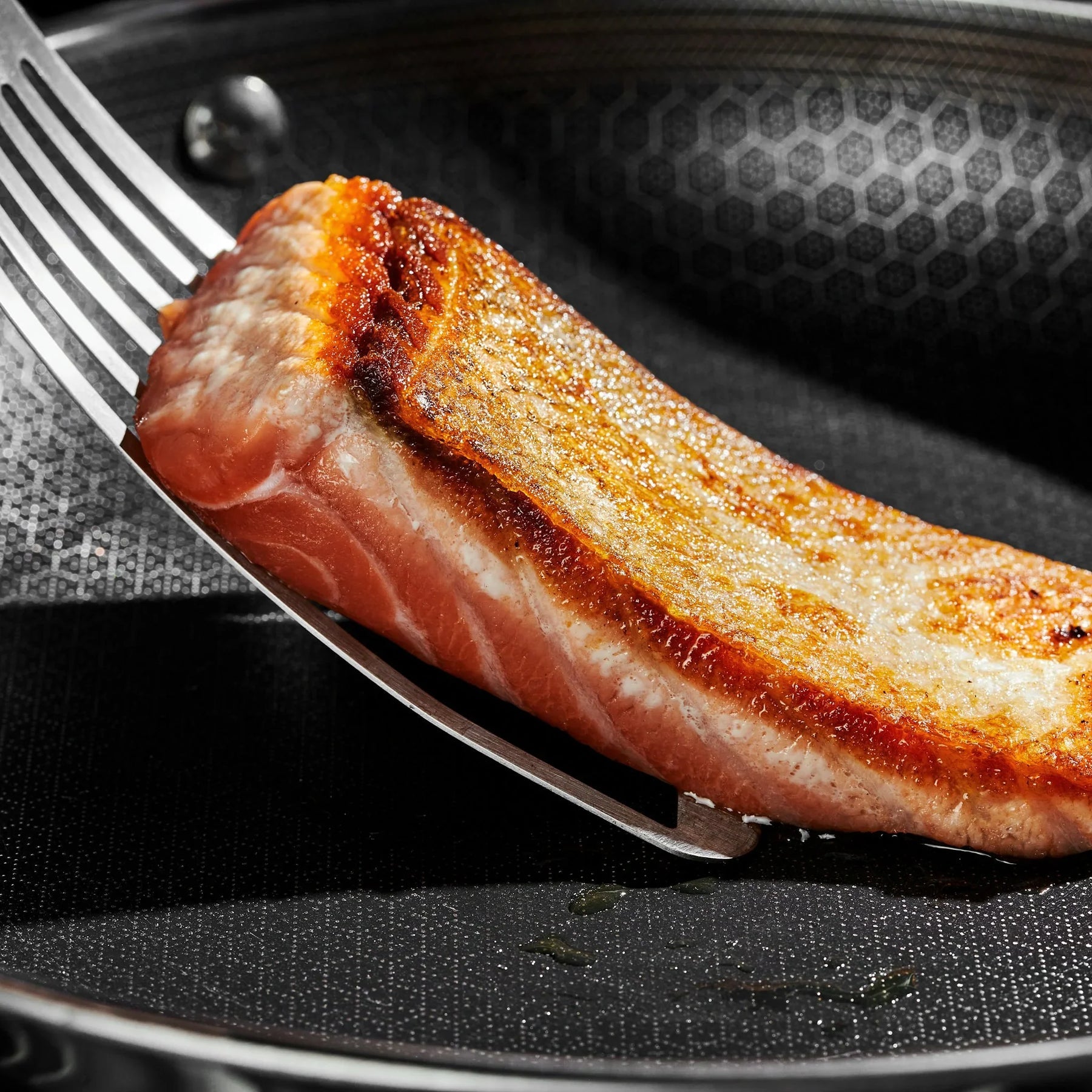 Hubers Kitchen™ Hybrid NON-STICK STEEKPANA - Copper Core Edition